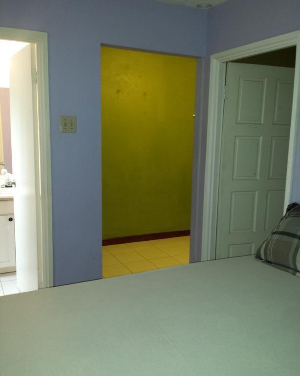 Impeccable Guest Rooms 2 Kingston Chambre photo