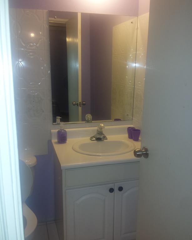 Impeccable Guest Rooms 2 Kingston Chambre photo